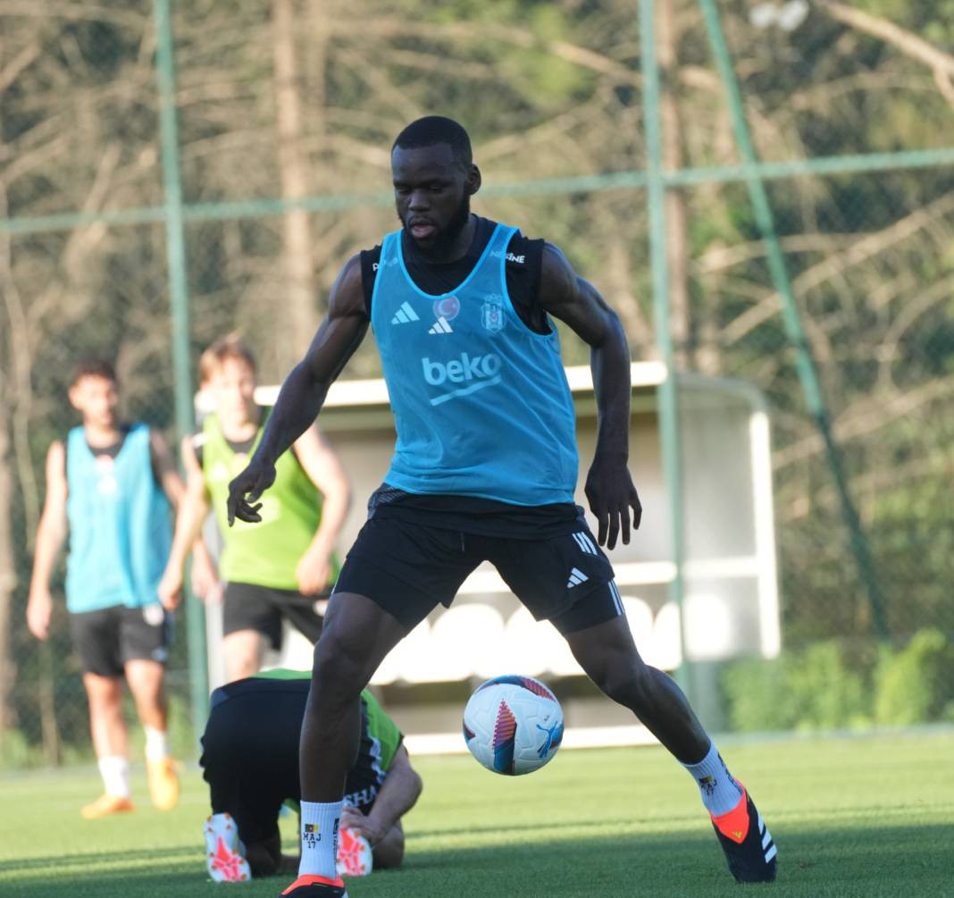 Beşiktaş sahaya indi. Dikkat çeken Rafa Silva detayı - Resim: 10